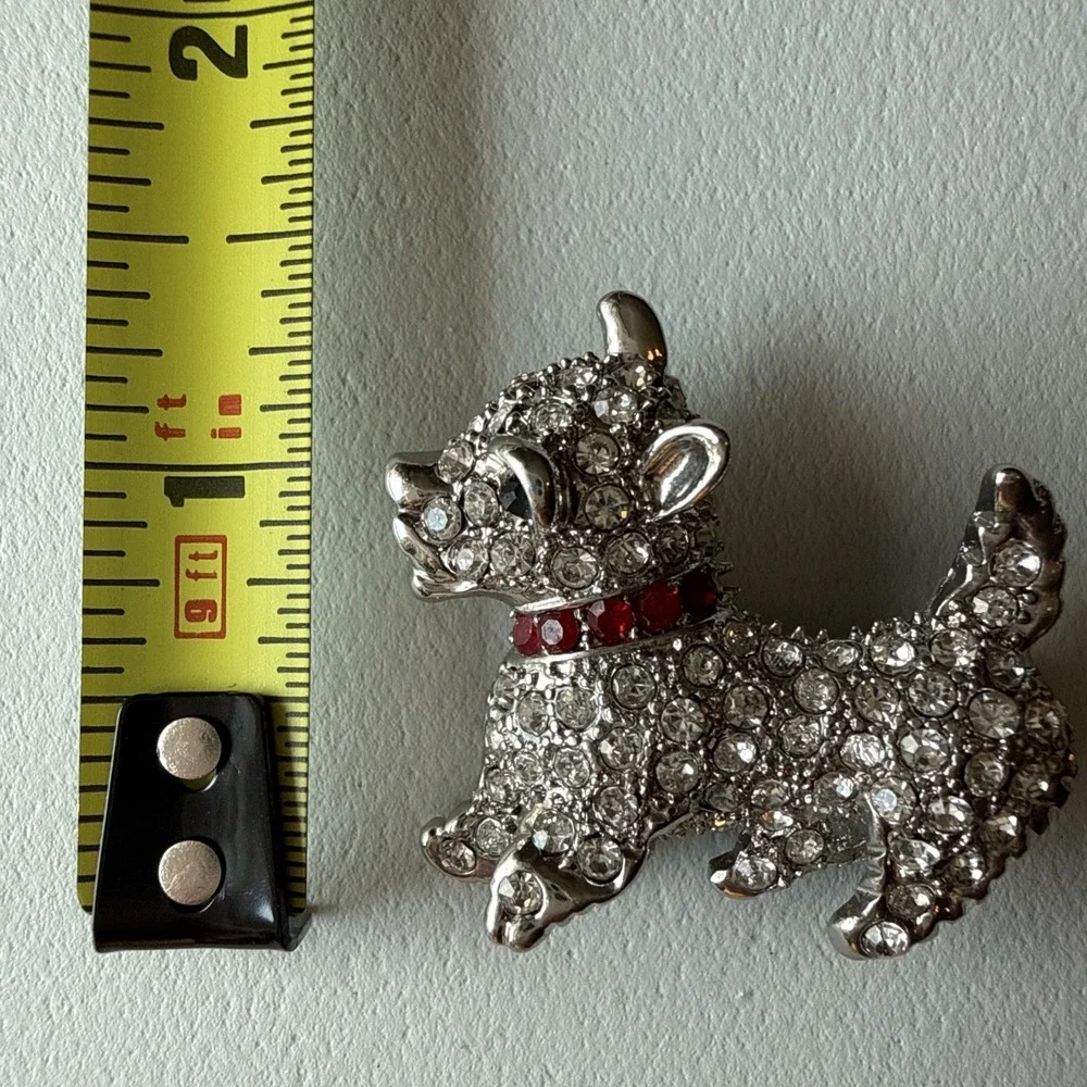 Vintage Scottish Terrier Silver Tone Brooch  Red Collar Rhinestone Pin‎